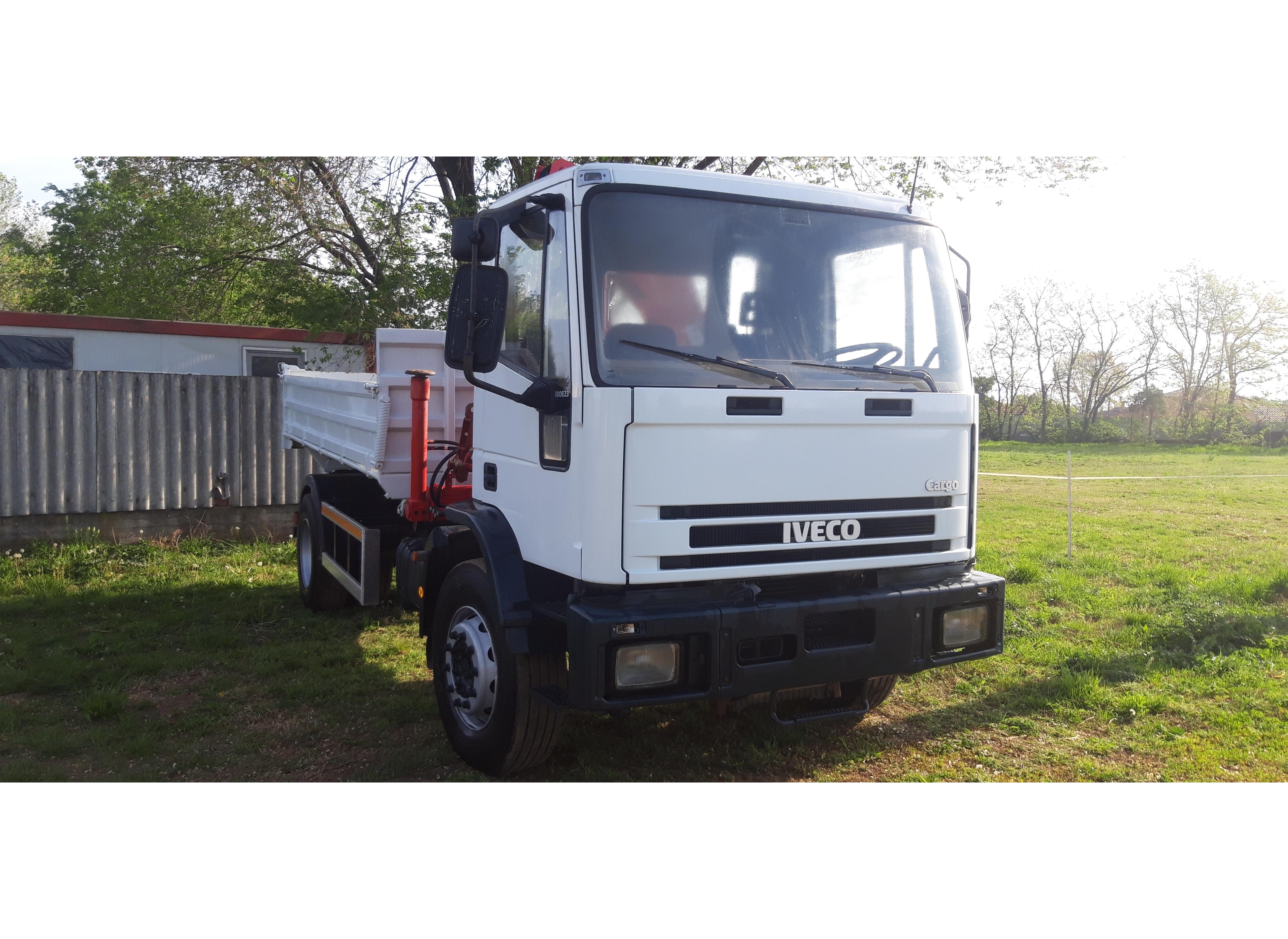 Iveco 180E230 basculabil cu macara Fassi Imaginea 7 pentru Iveco 180E230 basculabil cu macara Fassi